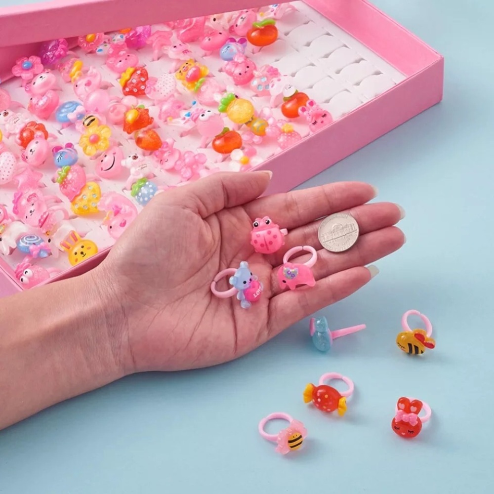 Girls rings resin 10 PC SET cute pink cartoon small random character